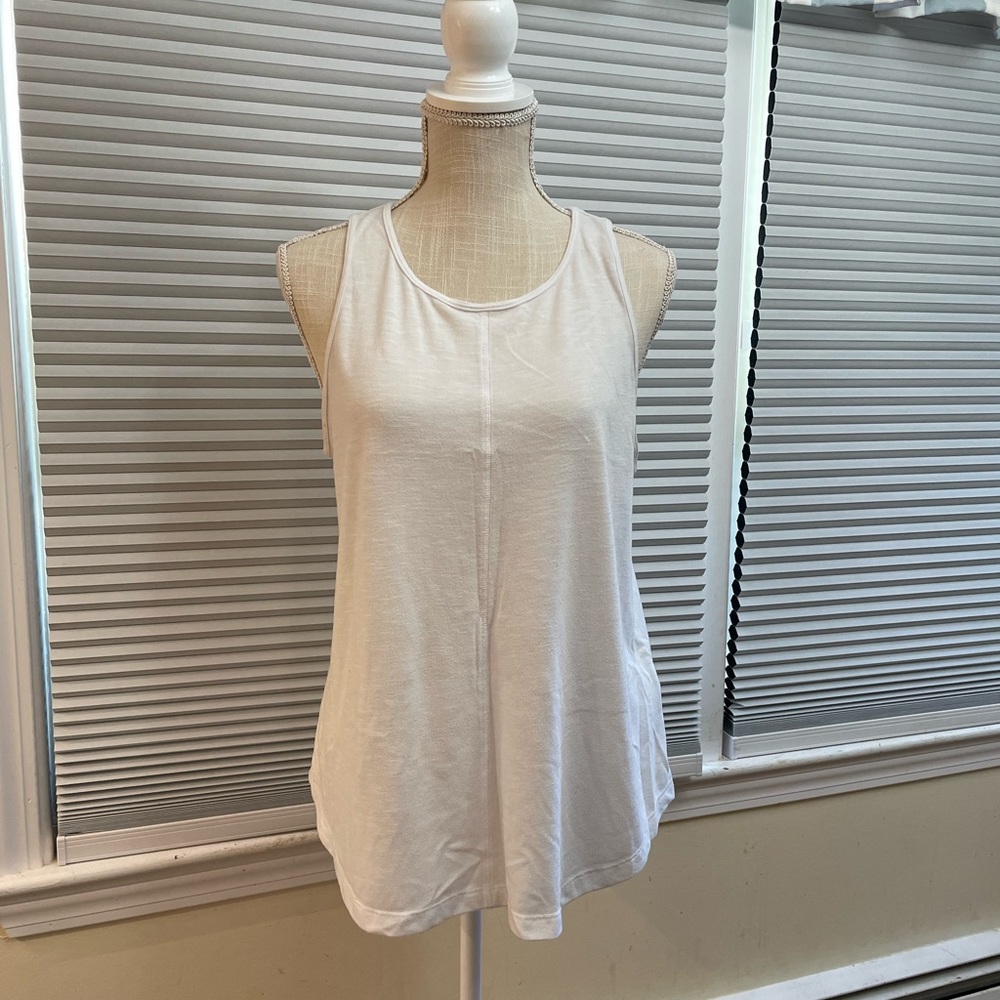 Women’s white tank top